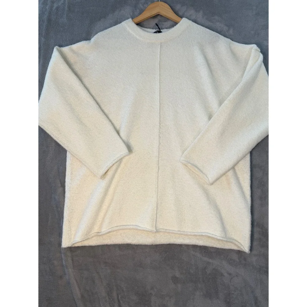 Ena Pelly Sweater Womens Size 4 Cream Oversized Knit Exposed Seam Detail